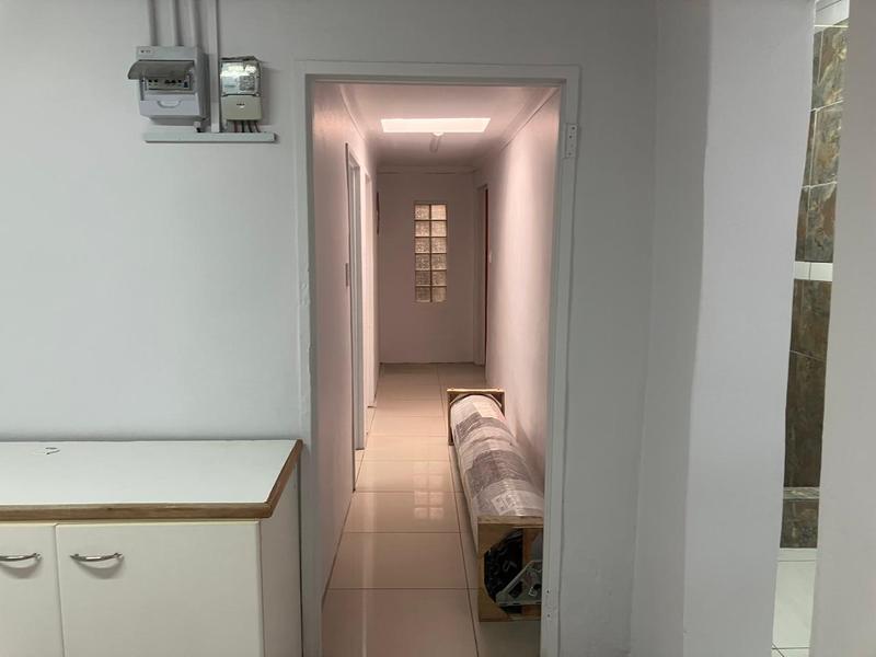 To Let 2 Bedroom Property for Rent in New Woodlands Western Cape